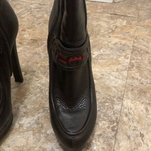Gucci Italian leather boots 39 100% authentic